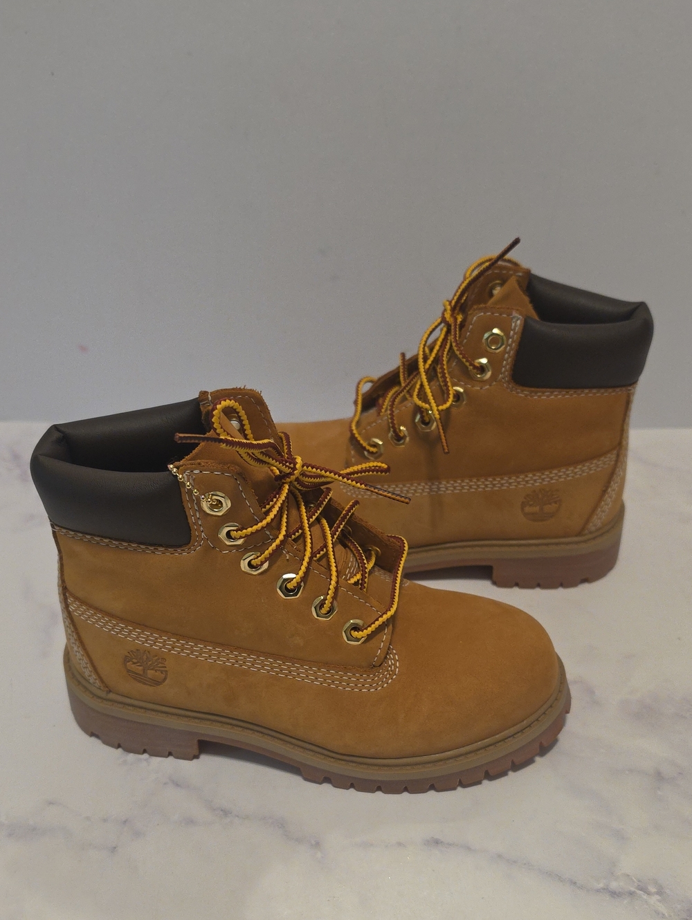 Timberland Wheat/Tan Nubuck Boots with Dark Collar